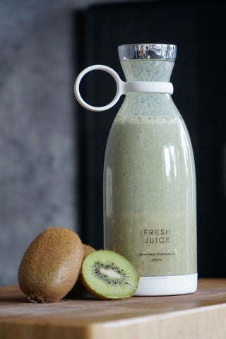 Portable Blender Bottle – Lightweight Smoothie Maker for Travel & Workouts